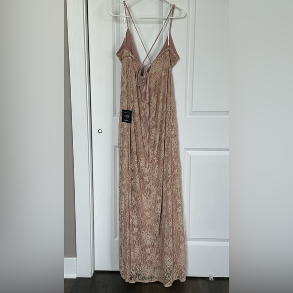 Lulu’s Stolen Moments Maxi Dress - Picture 3 of 4